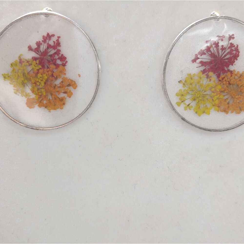 Earrings Red, Yellow & Orange Dried Flowers - Picture 3 of 3